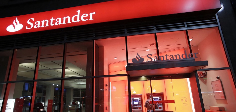 Banco Santander impulsa un nuevo plan digital para aumentar un 40% su clientela online